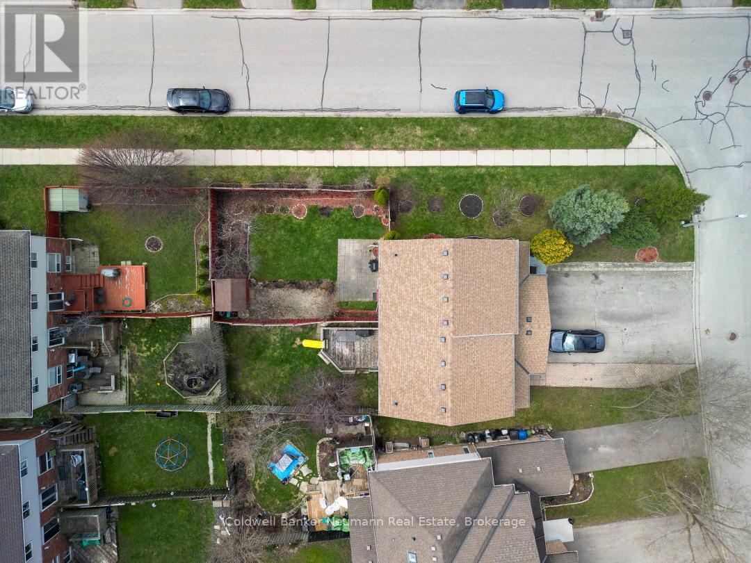 254 Silurian Drive, Guelph, Ontario  N1E 7B8 - Photo 21 - X13047004