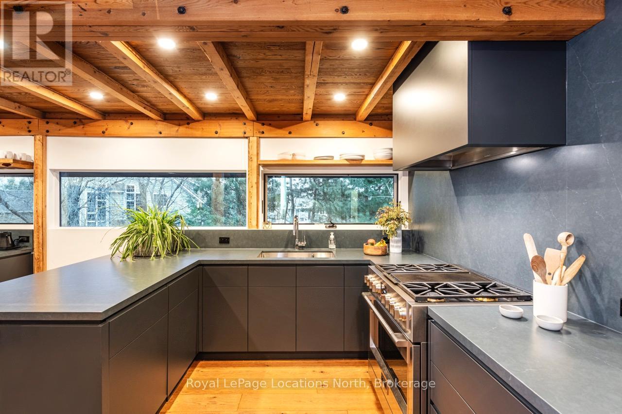 796397 19 Grey Road, Blue Mountains, Ontario  L9Y 3Z2 - Photo 10 - X13047122