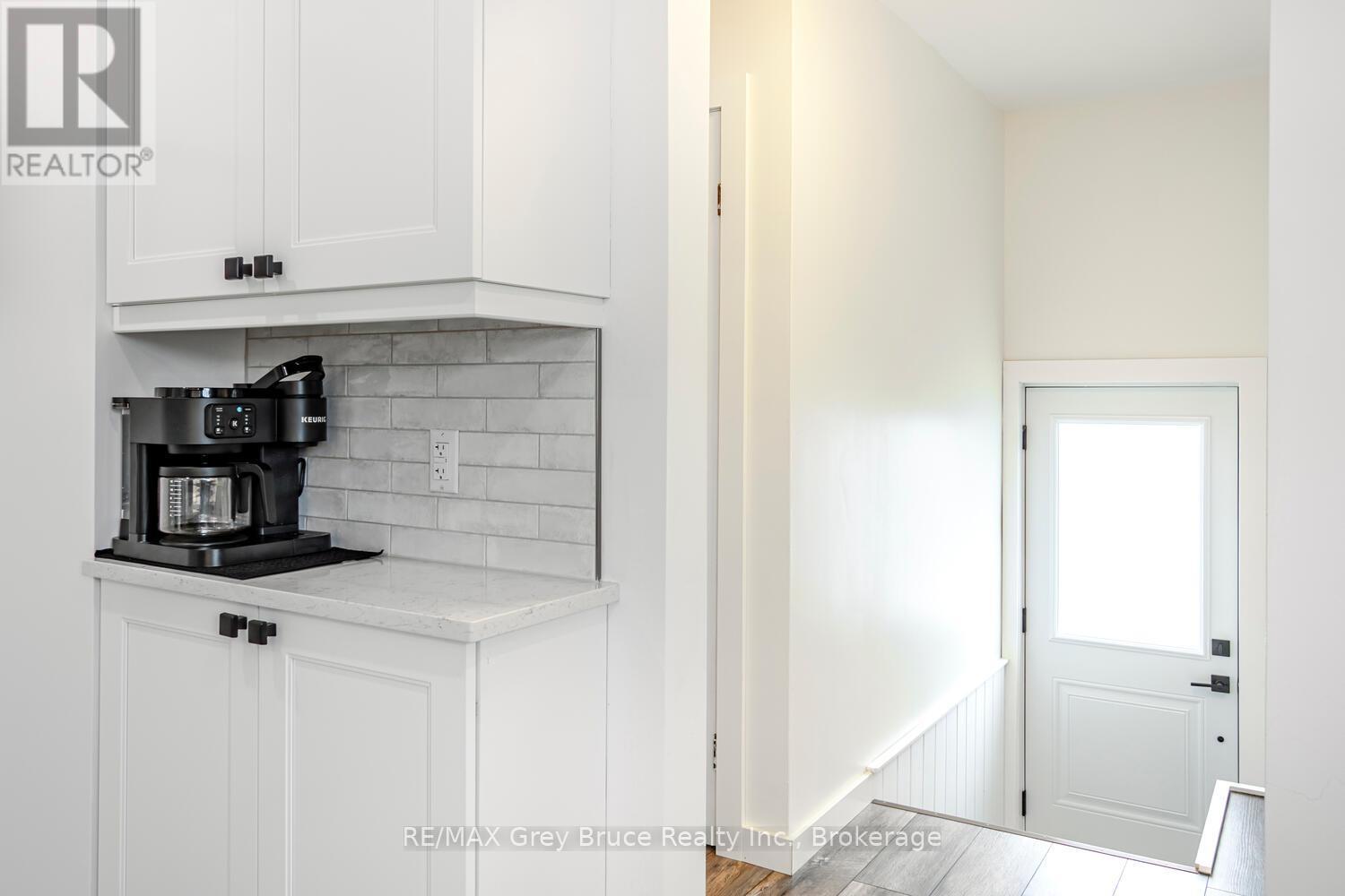 105 John Street, Georgian Bluffs, Ontario  N0H 2T0 - Photo 20 - X13047136