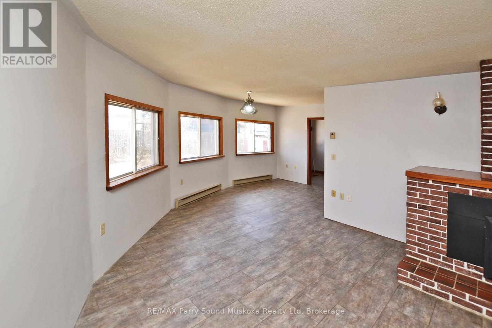 17 - 19 Church Street, Parry Sound, Ontario  P2A 1Y2 - Photo 9 - X13047140