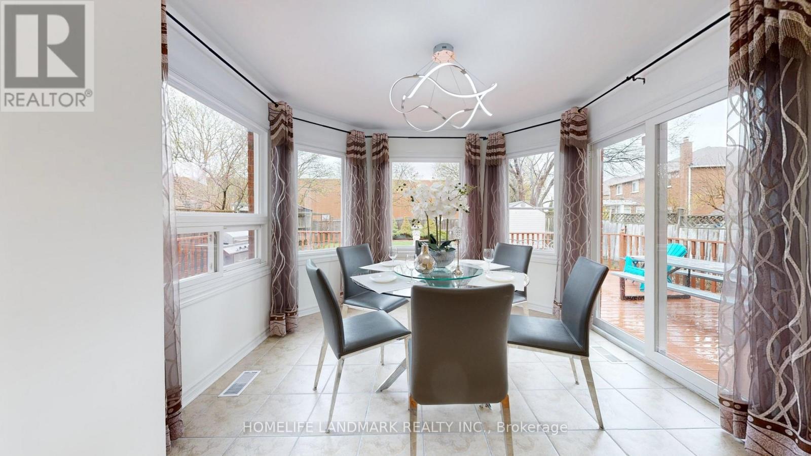 72 Springfield Drive, Markham, Ontario  L3S 3H5 - Photo 17 - N13046806