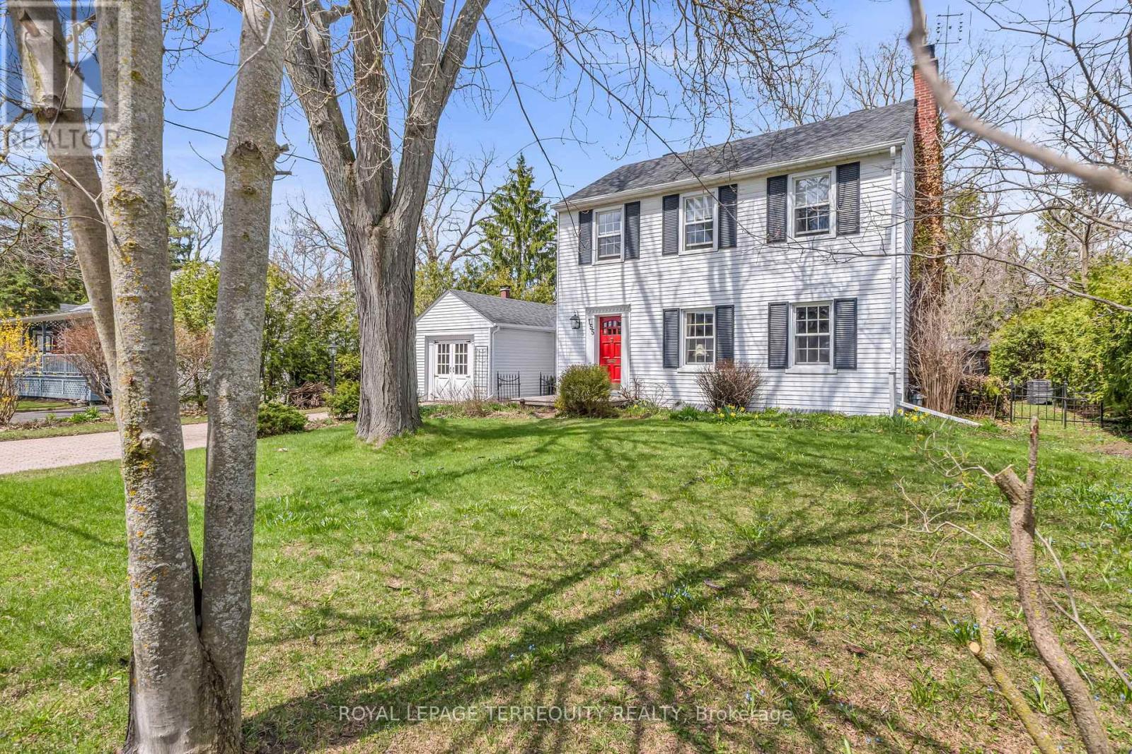 155 CENTRE STREET W, richmond hill (mill pond), Ontario