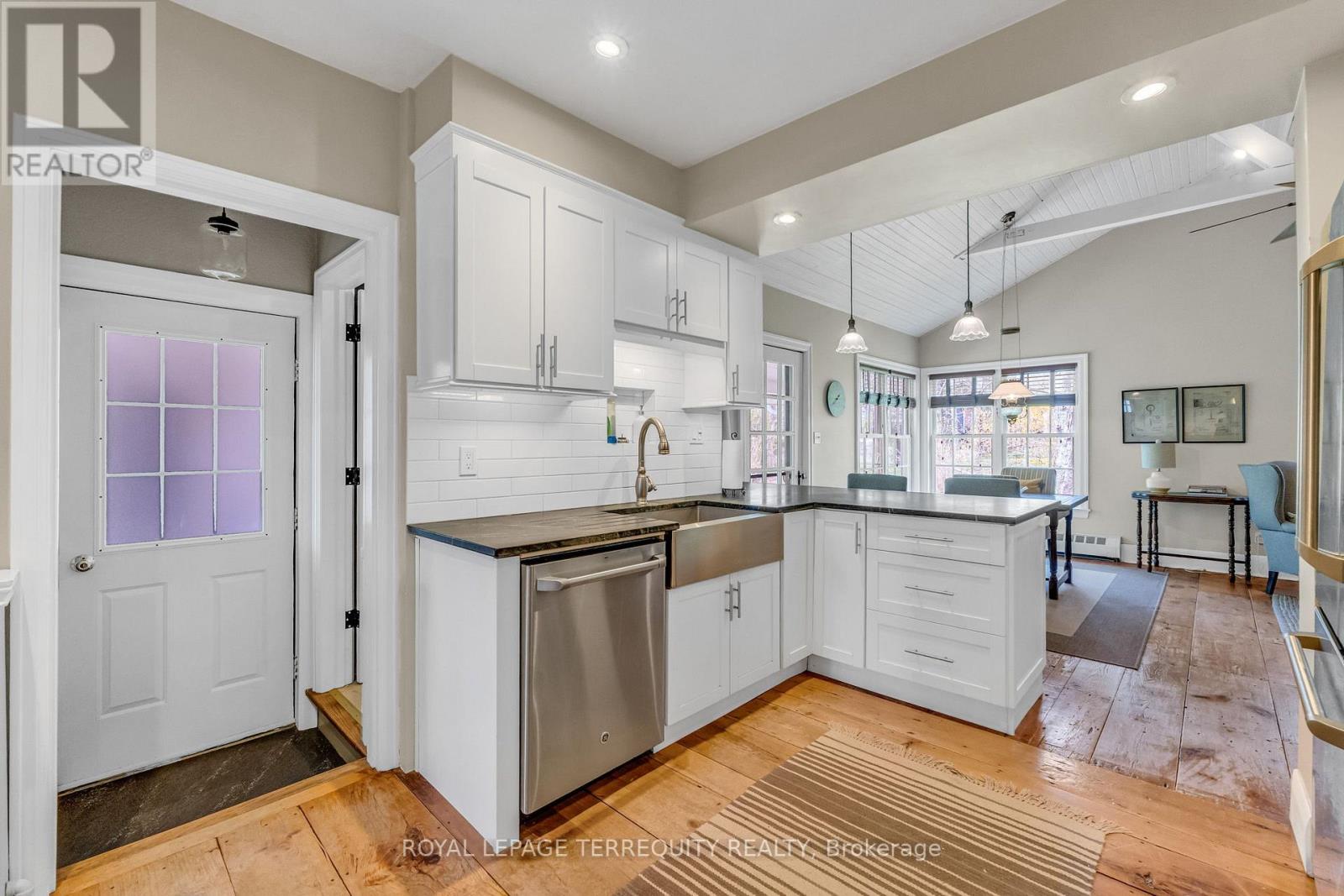 155 Centre Street W, Richmond Hill (Mill Pond), Ontario  L4C 3P6 - Photo 12 - N13047018