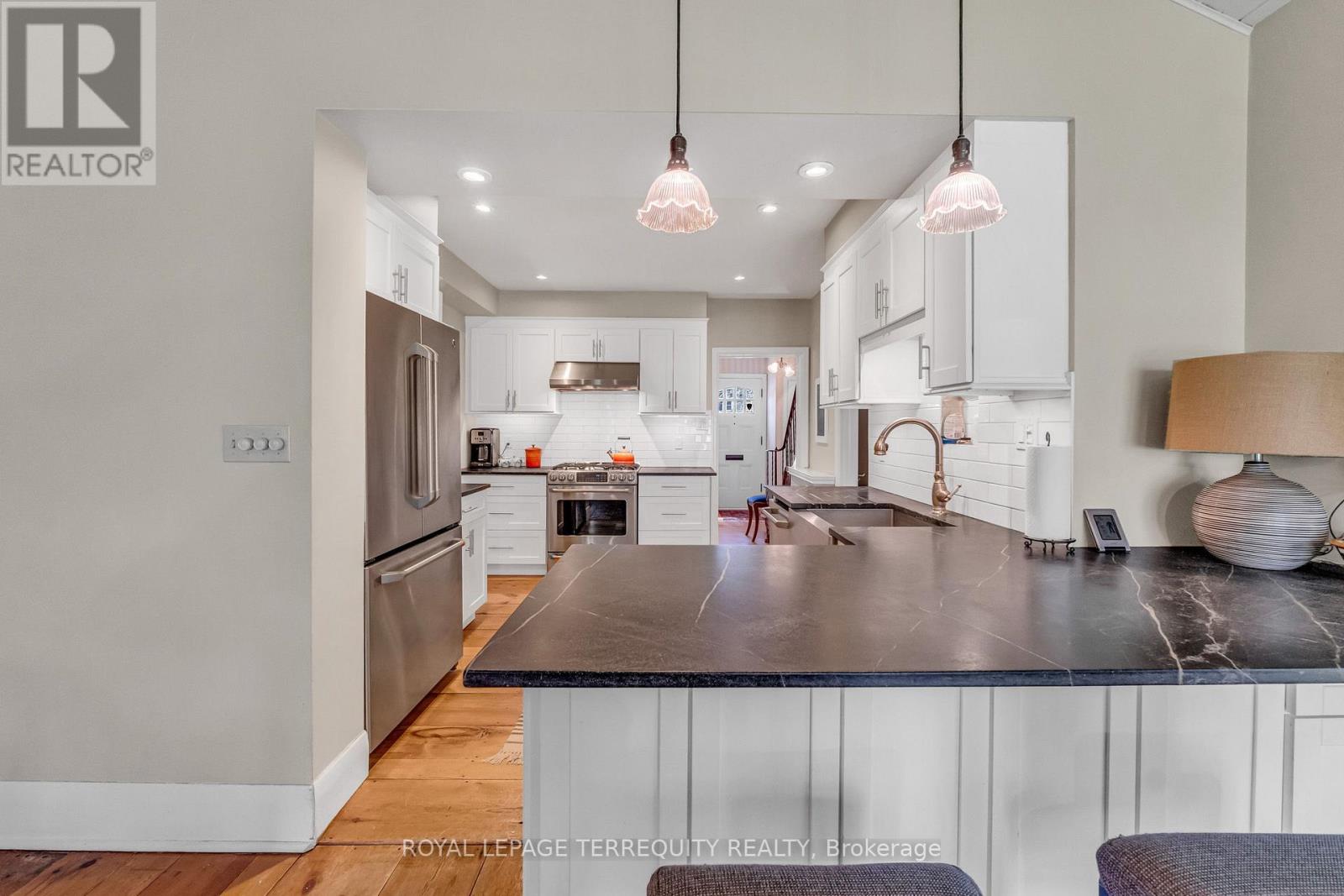 155 Centre Street W, Richmond Hill (Mill Pond), Ontario  L4C 3P6 - Photo 14 - N13047018