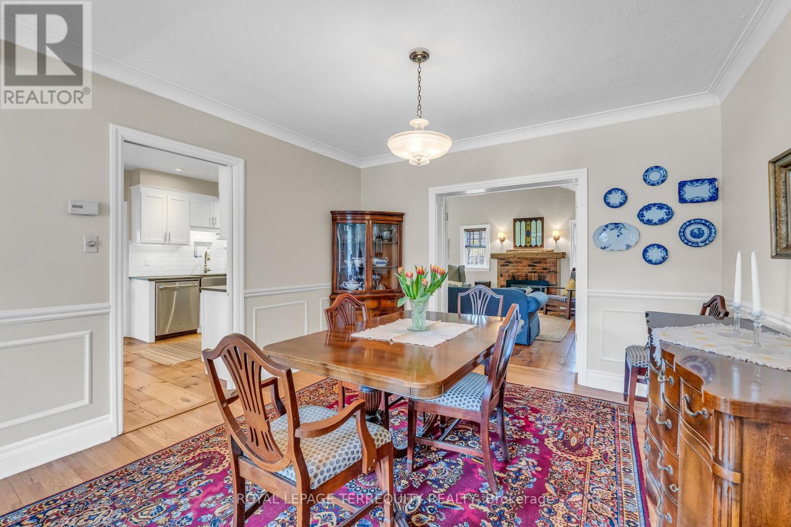 155 Centre Street W, Richmond Hill (Mill Pond), Ontario  L4C 3P6 - Photo 9 - N13047018