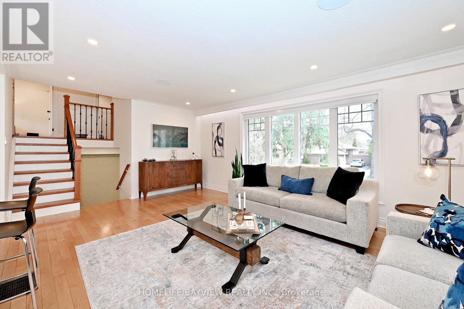 159 Laverock Avenue, Richmond Hill (Mill Pond), Ontario  L4C 4K1 - Photo 10 - N13047174