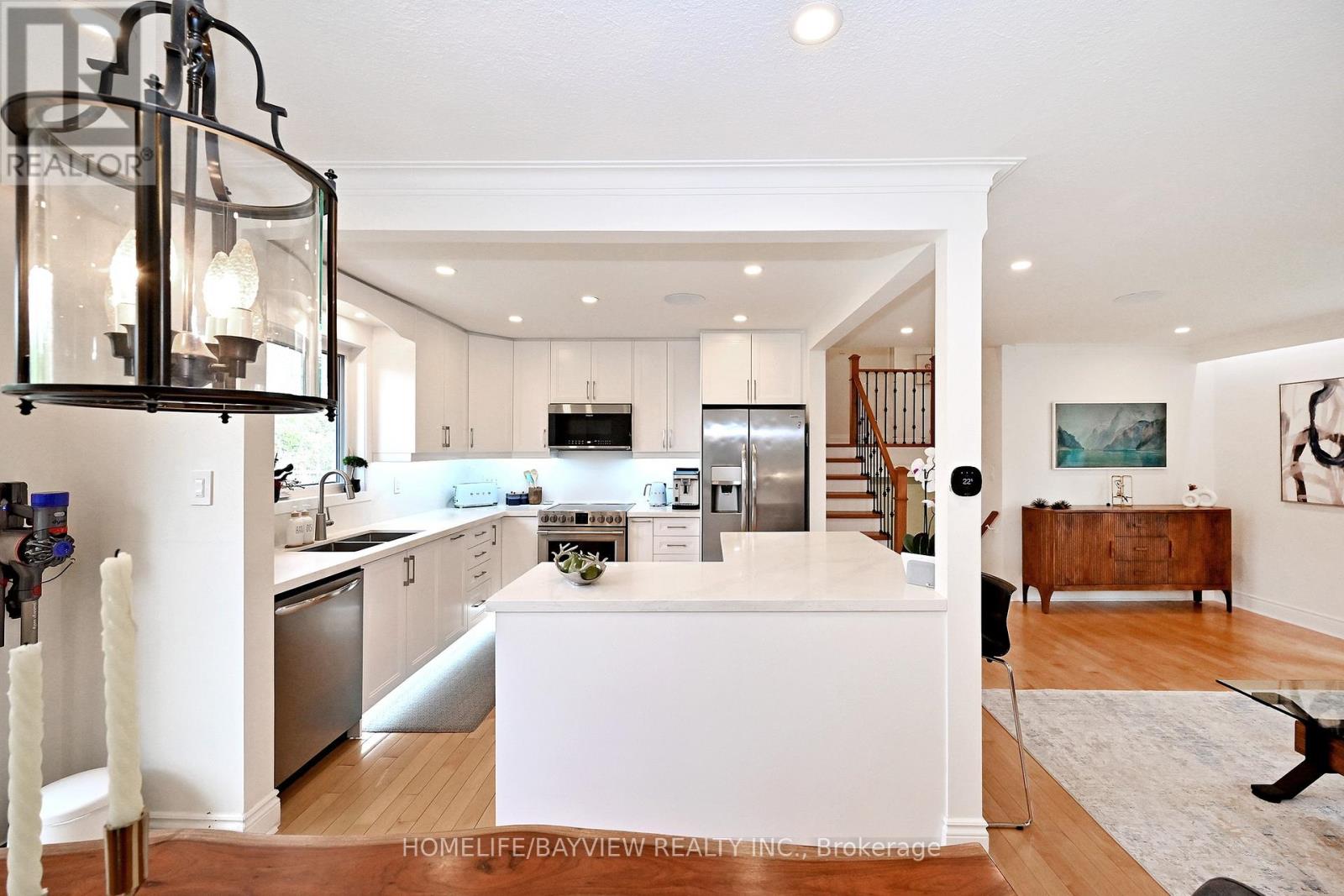 159 Laverock Avenue, Richmond Hill (Mill Pond), Ontario  L4C 4K1 - Photo 18 - N13047174