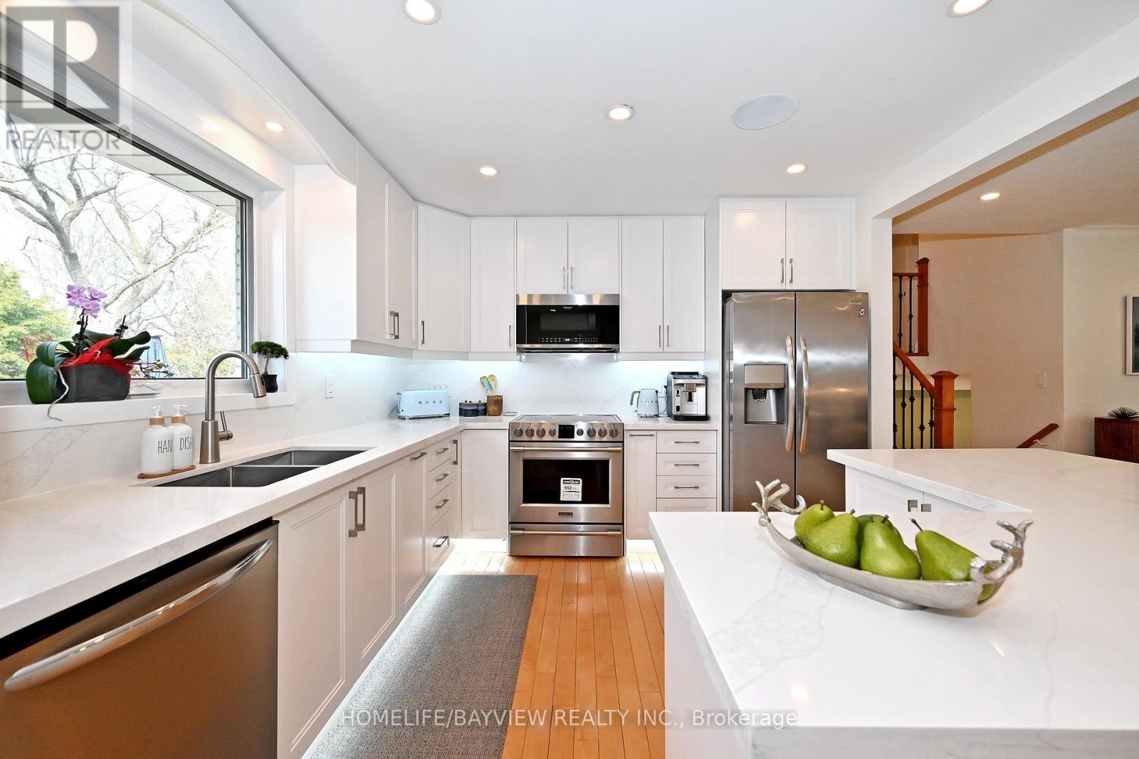 159 Laverock Avenue, Richmond Hill (Mill Pond), Ontario  L4C 4K1 - Photo 20 - N13047174