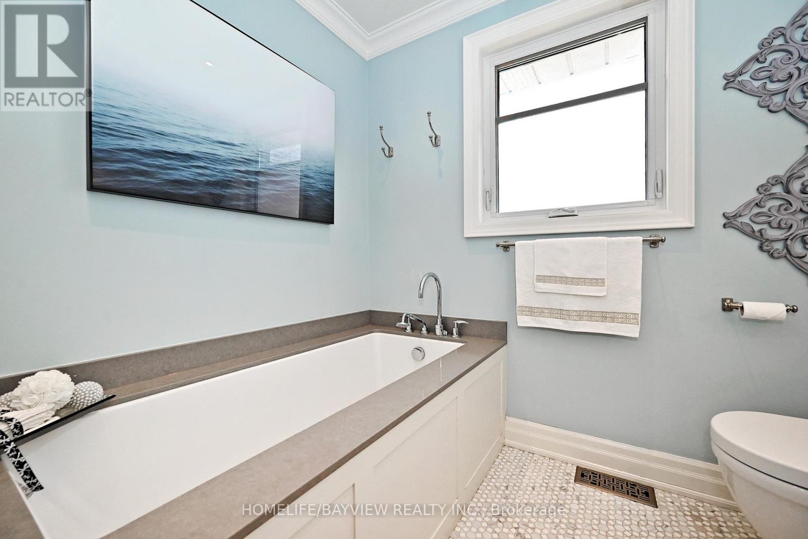 159 Laverock Avenue, Richmond Hill (Mill Pond), Ontario  L4C 4K1 - Photo 34 - N13047174