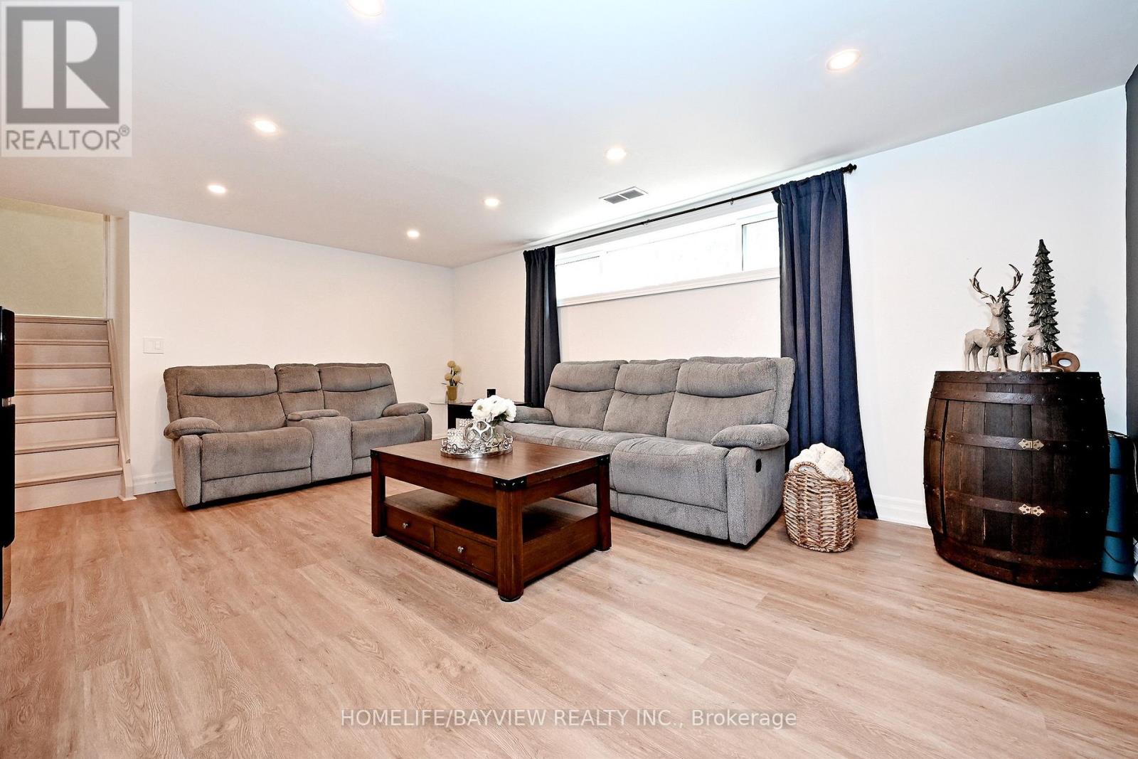 159 Laverock Avenue, Richmond Hill (Mill Pond), Ontario  L4C 4K1 - Photo 43 - N13047174