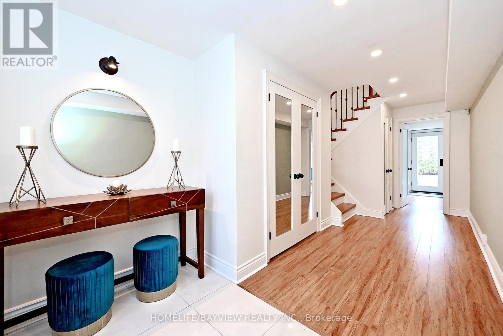 159 Laverock Avenue, Richmond Hill (Mill Pond), Ontario  L4C 4K1 - Photo 6 - N13047174