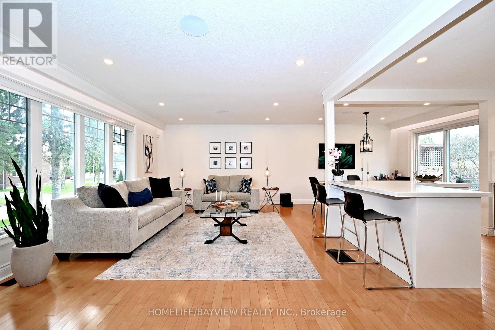 159 Laverock Avenue, Richmond Hill (Mill Pond), Ontario  L4C 4K1 - Photo 8 - N13047174