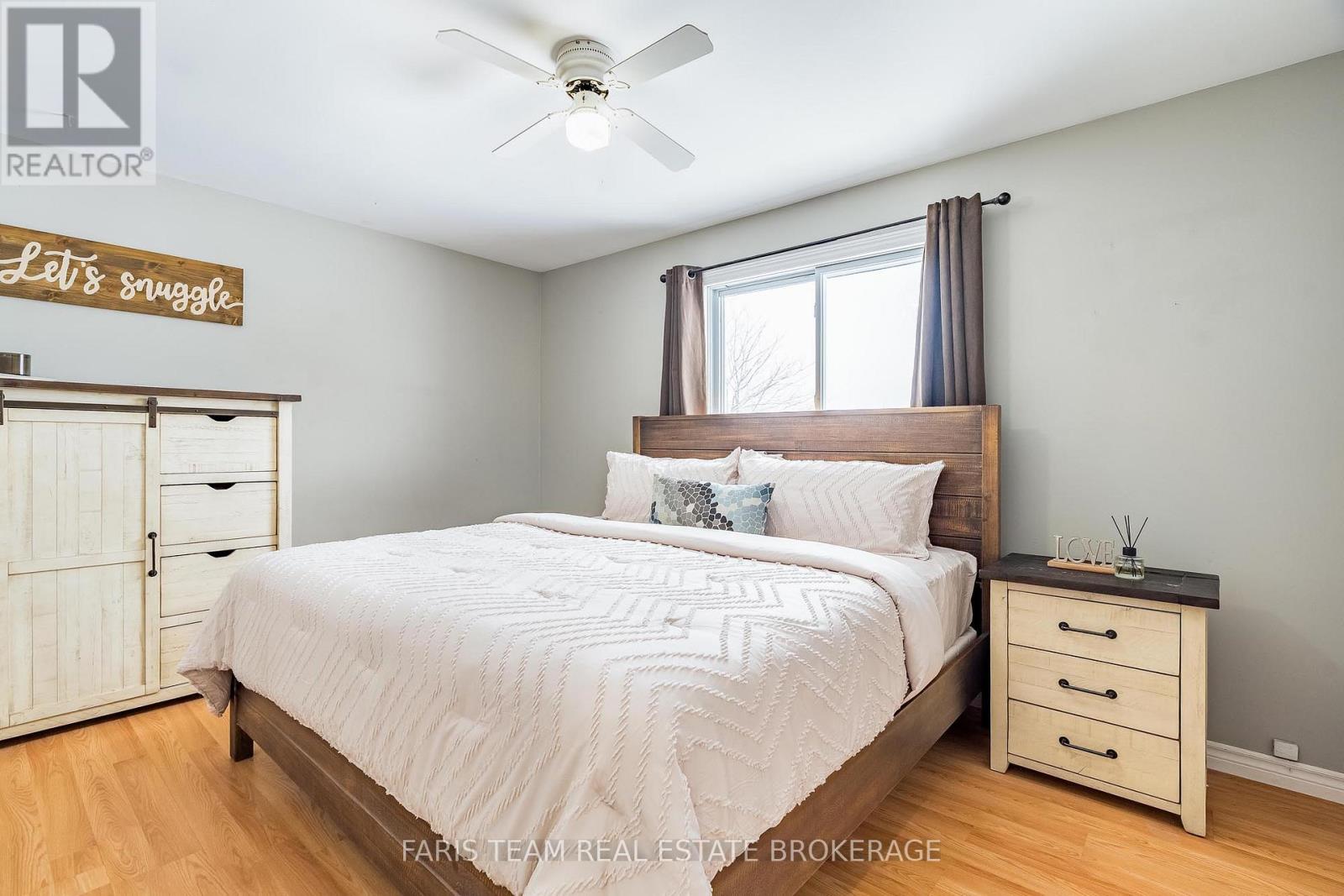 61 Mill Street E, Springwater, Ontario  L0L 1V0 - Photo 20 - S13046914