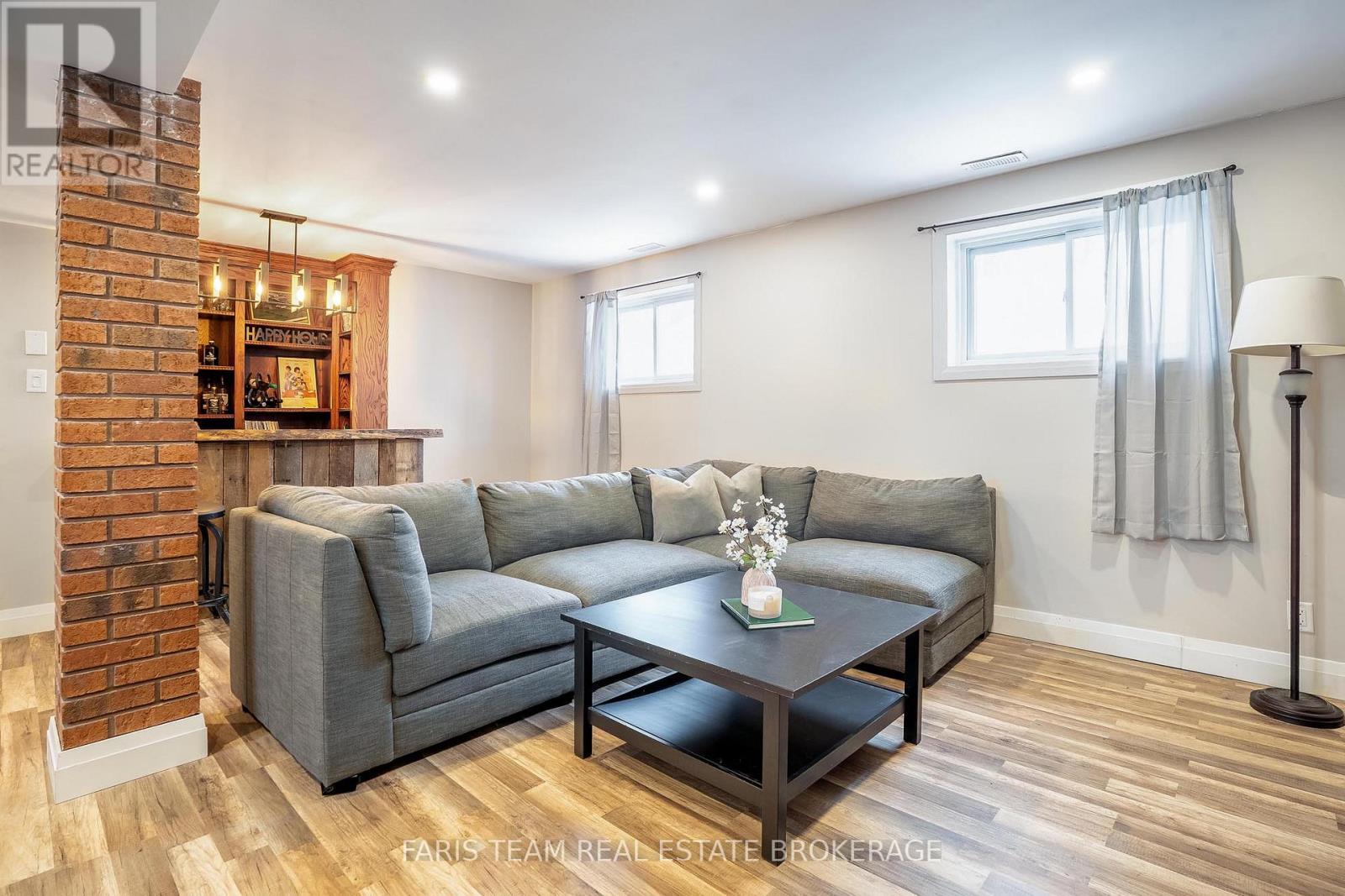 61 Mill Street E, Springwater, Ontario  L0L 1V0 - Photo 29 - S13046914