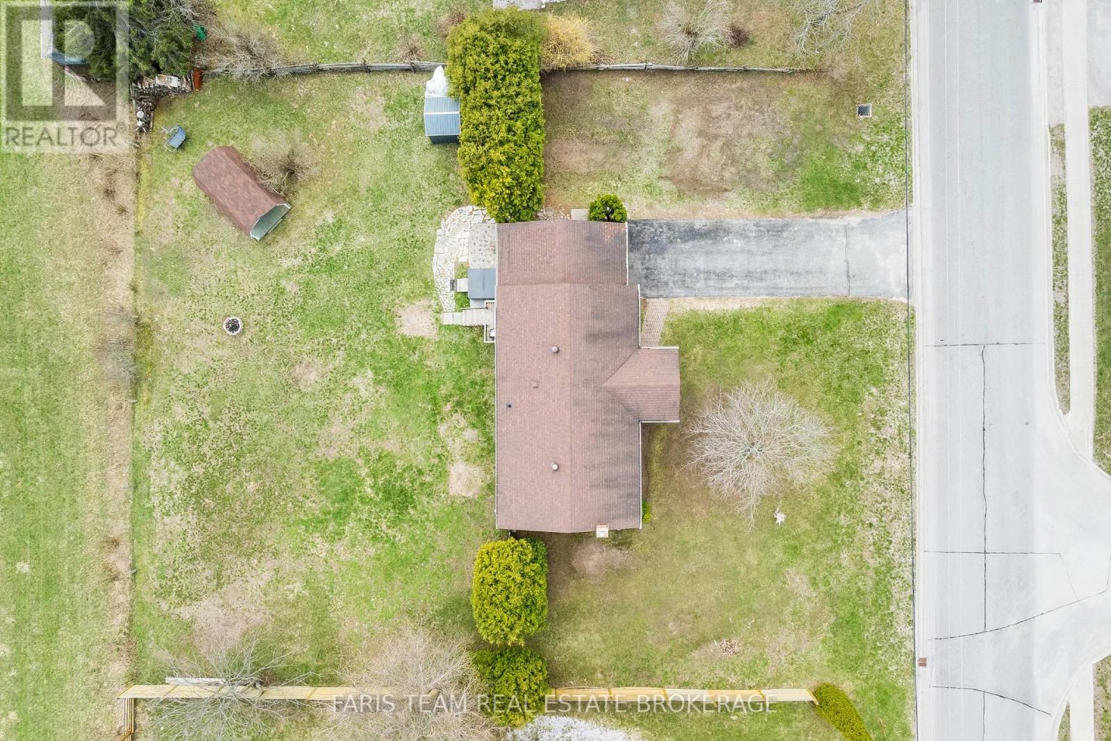 61 Mill Street E, Springwater, Ontario  L0L 1V0 - Photo 46 - S13046914