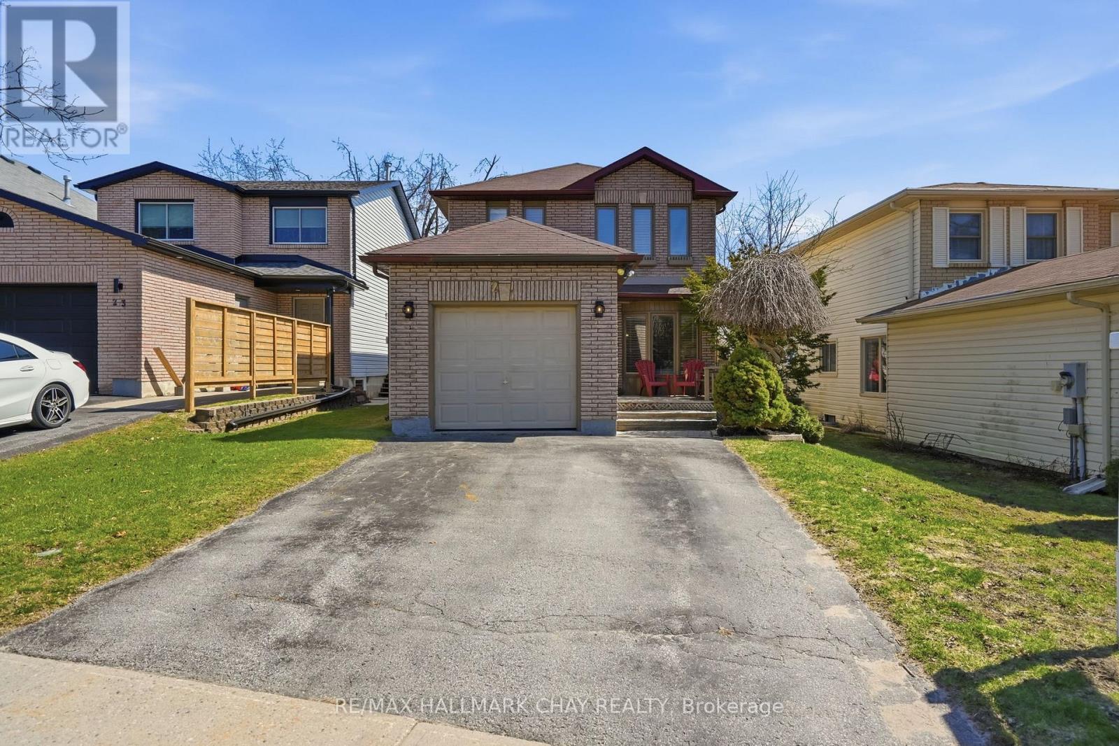 21 CARR DRIVE, barrie (letitia heights), Ontario