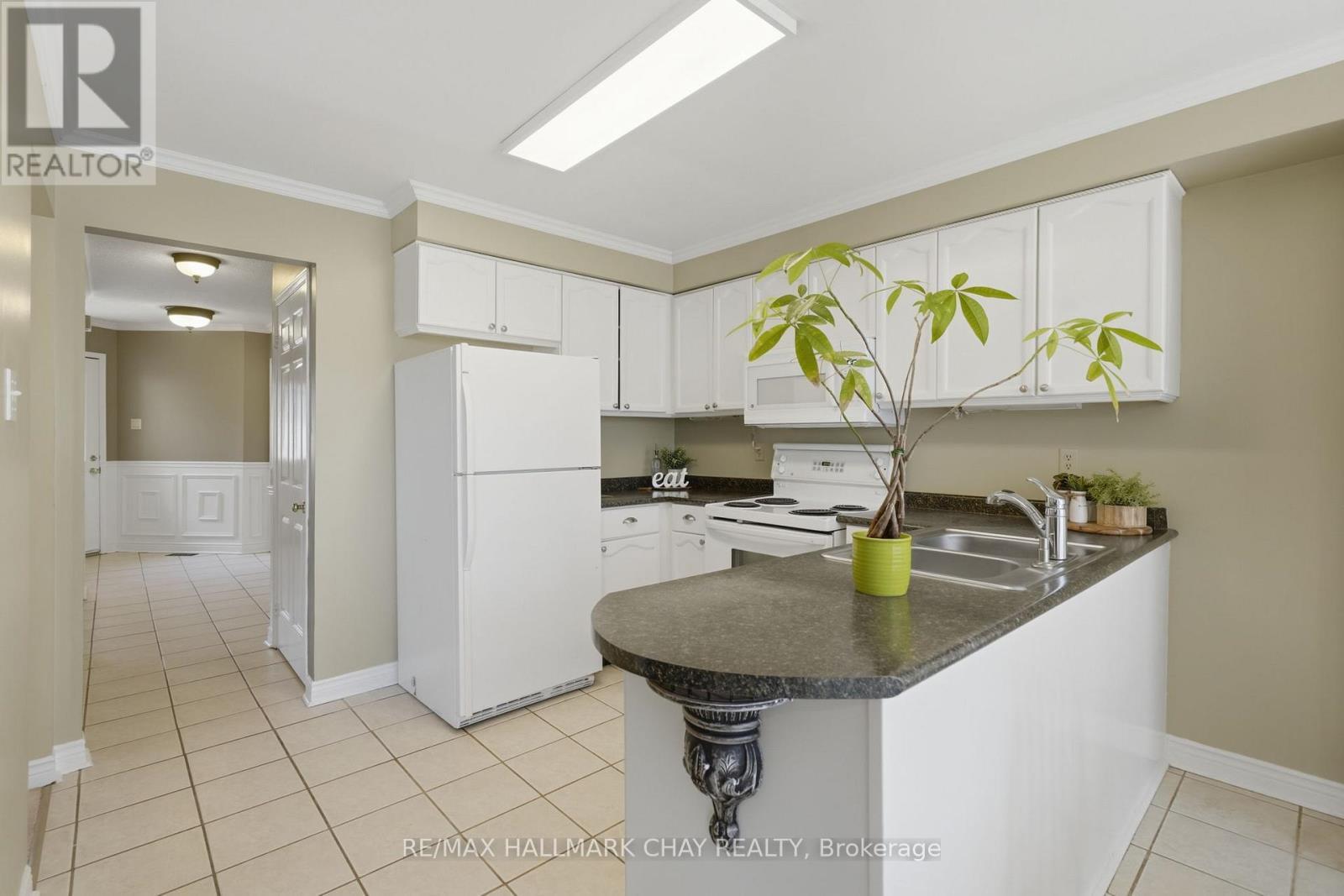 21 Carr Drive, Barrie (Letitia Heights), Ontario  L4N 6N3 - Photo 12 - S13047046