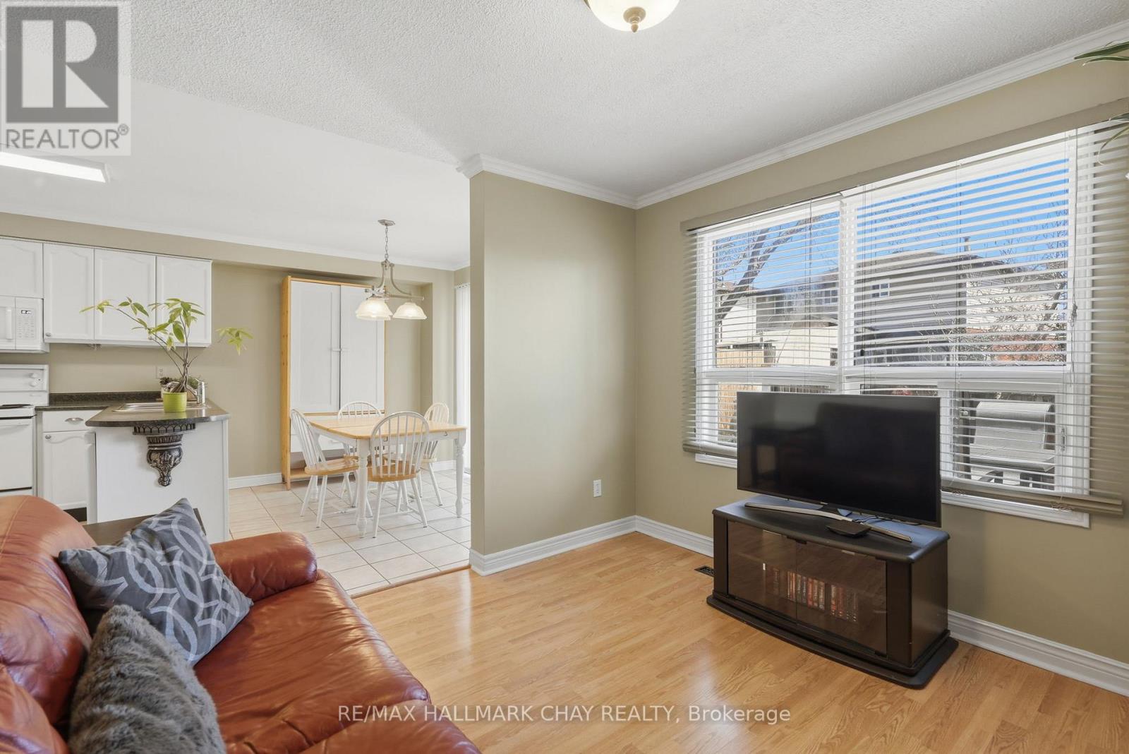 21 Carr Drive, Barrie (Letitia Heights), Ontario  L4N 6N3 - Photo 17 - S13047046