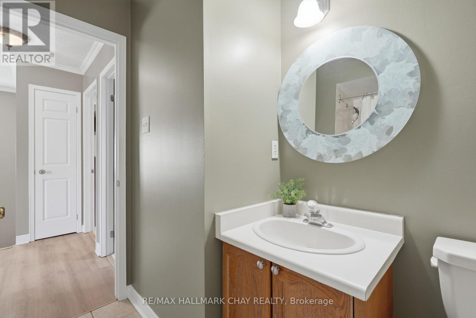 21 Carr Drive, Barrie (Letitia Heights), Ontario  L4N 6N3 - Photo 29 - S13047046