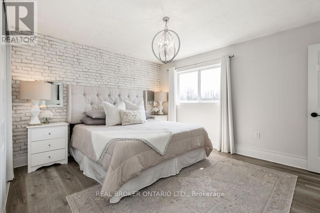 48 John Street, Severn (Coldwater), Ontario  L0K 1E0 - Photo 15 - S13047050