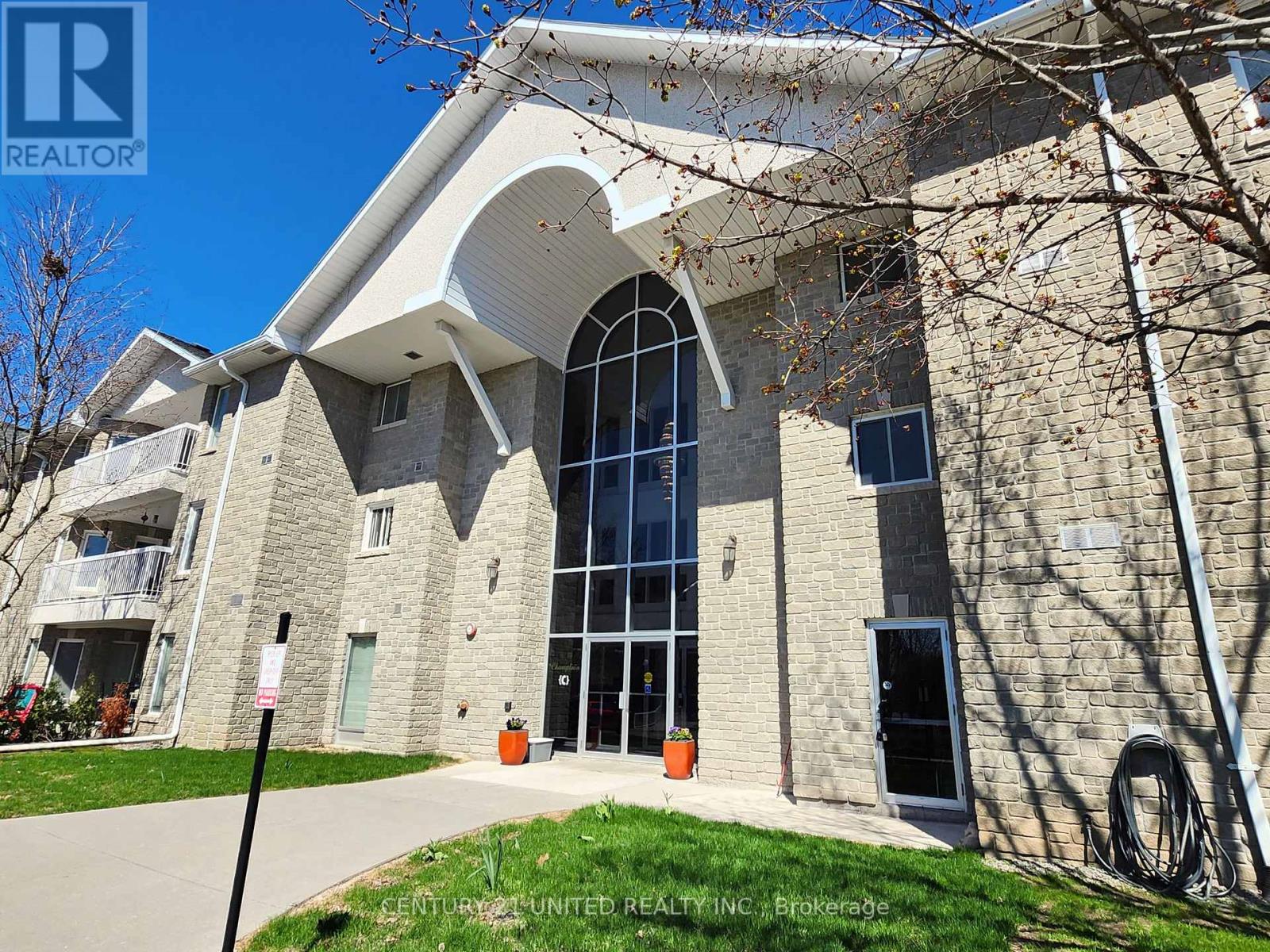 205c - 1099 Clonsilla Avenue, Peterborough, Ontario  K9J 8L8 - Photo 1 - X12844060