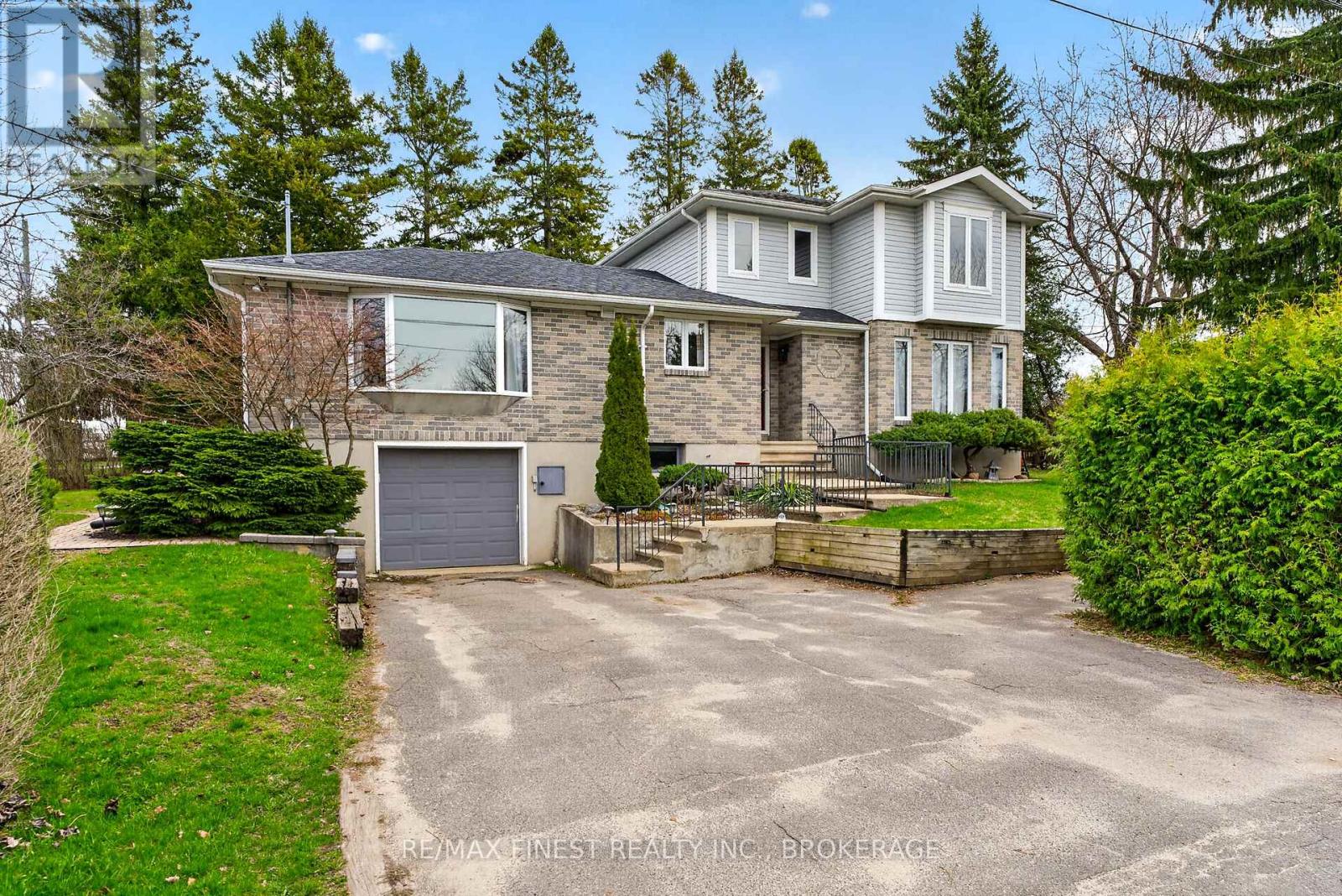 757 FRONT ROAD, Kingston, Ontario