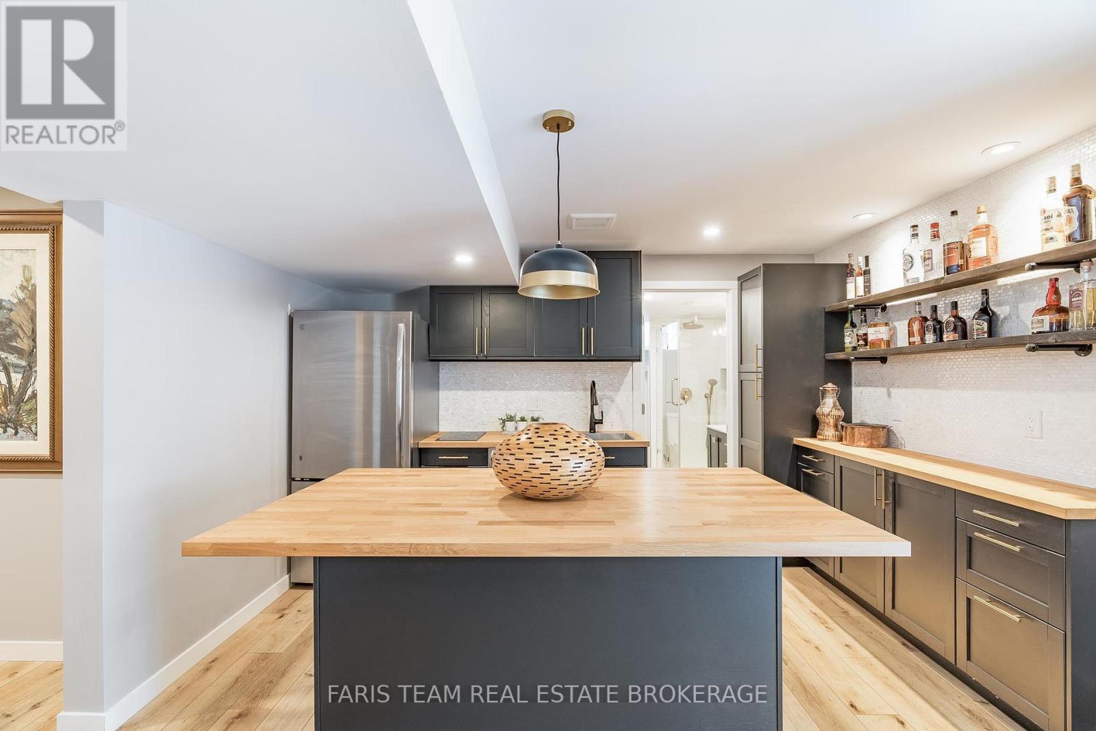 3 Matthew Court, Wasaga Beach, Ontario  L9Z 1J5 - Photo 32 - S12864982