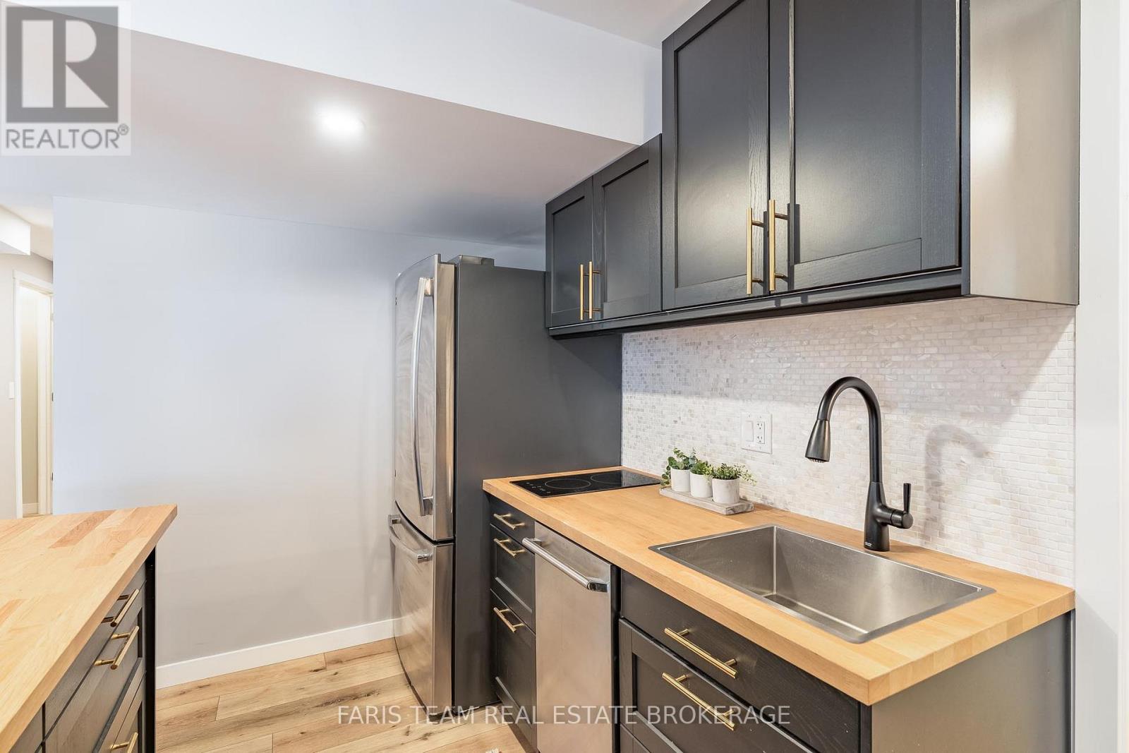 3 Matthew Court, Wasaga Beach, Ontario  L9Z 1J5 - Photo 34 - S12864982