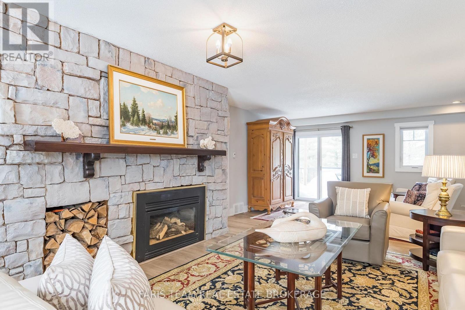 3 Matthew Court, Wasaga Beach, Ontario  L9Z 1J5 - Photo 16 - S12864982