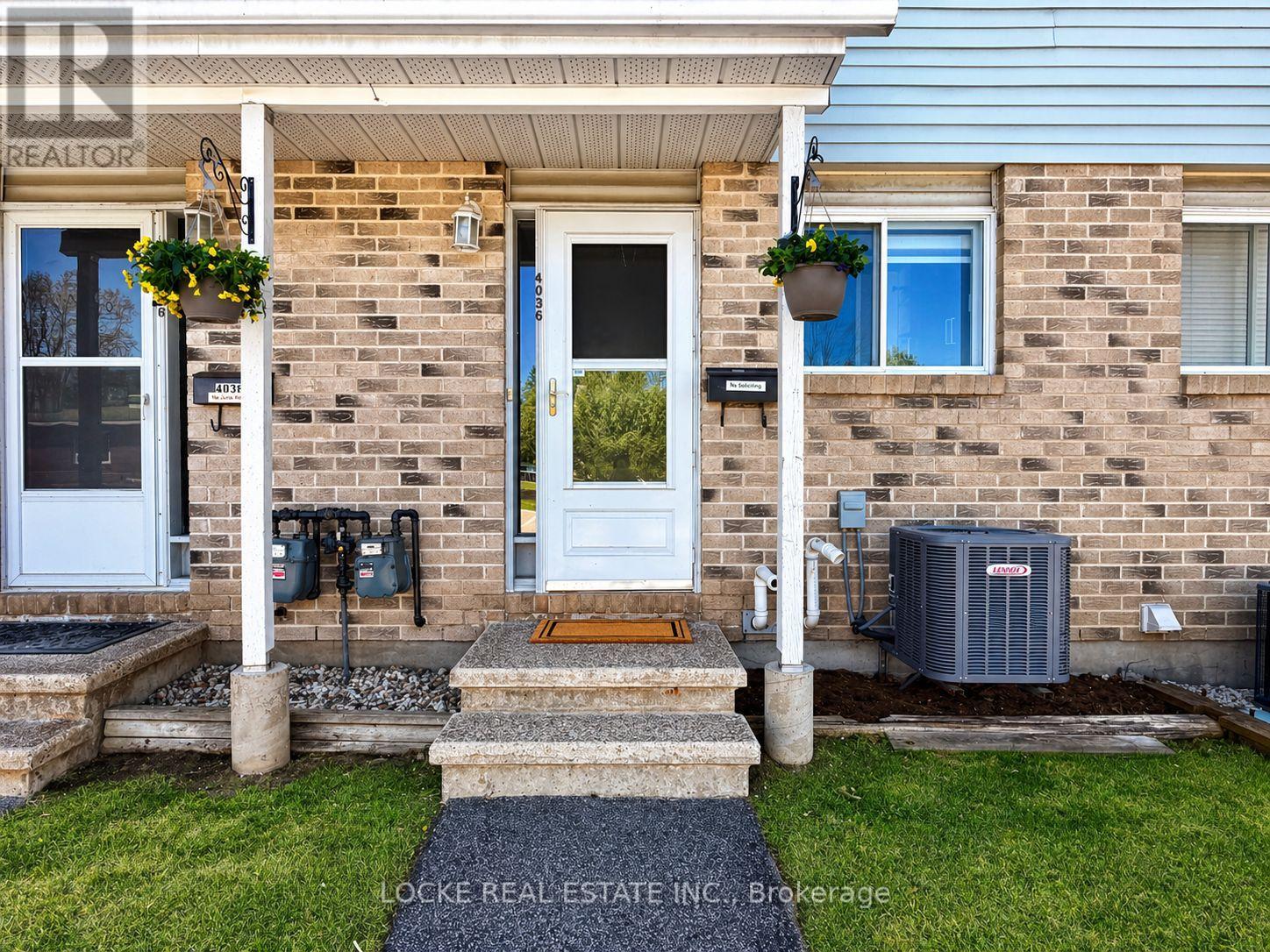 16 - 4036 Eady Court, Ottawa, Ontario  K1J 8X6 - Photo 2 - X12916176