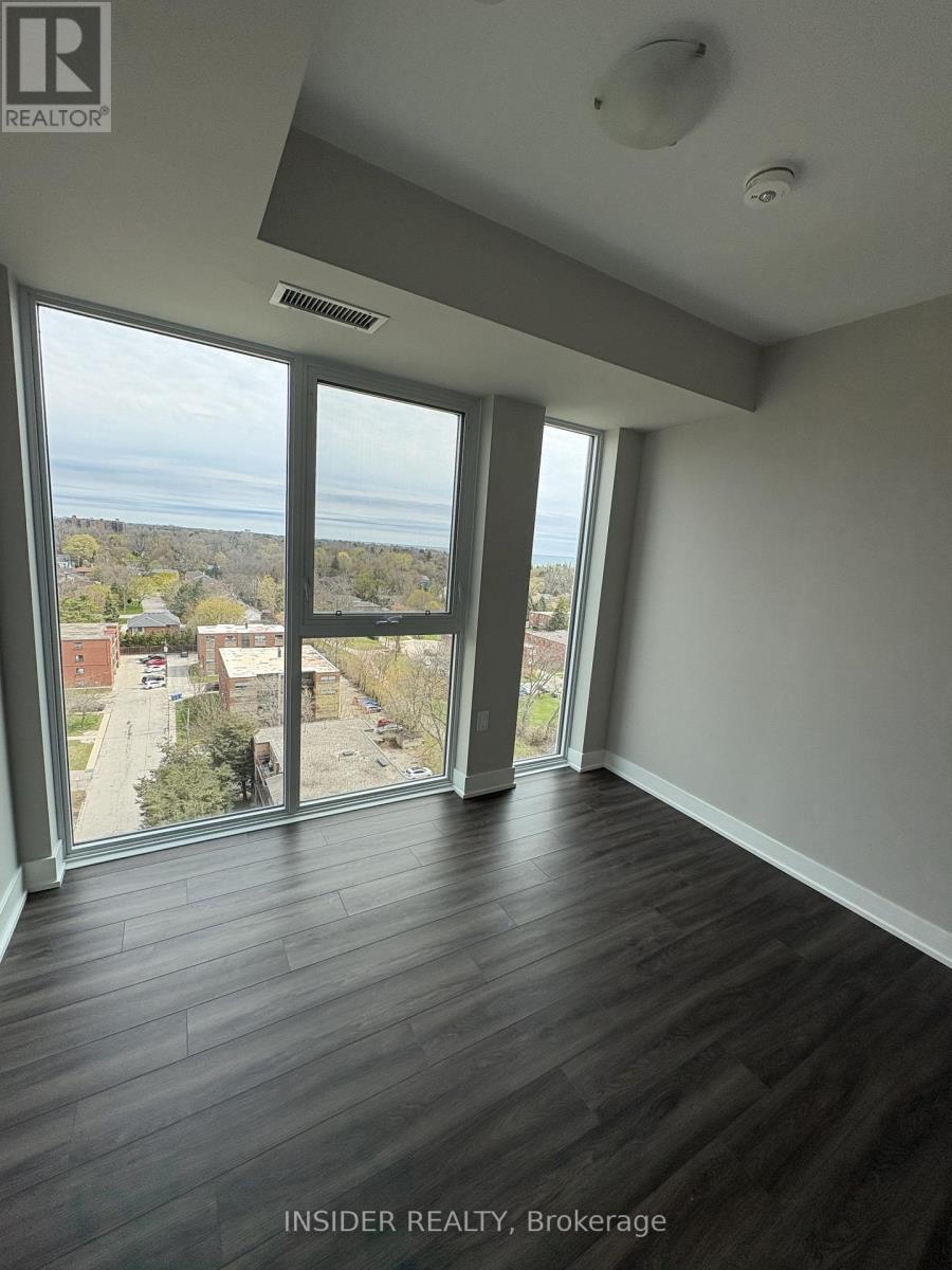 1105 - 2088 James Street, Burlington, Ontario  L7R 0H2 - Photo 12 - W13046994