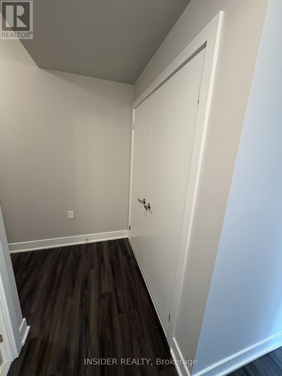 1105 - 2088 James Street, Burlington, Ontario  L7R 0H2 - Photo 18 - W13046994