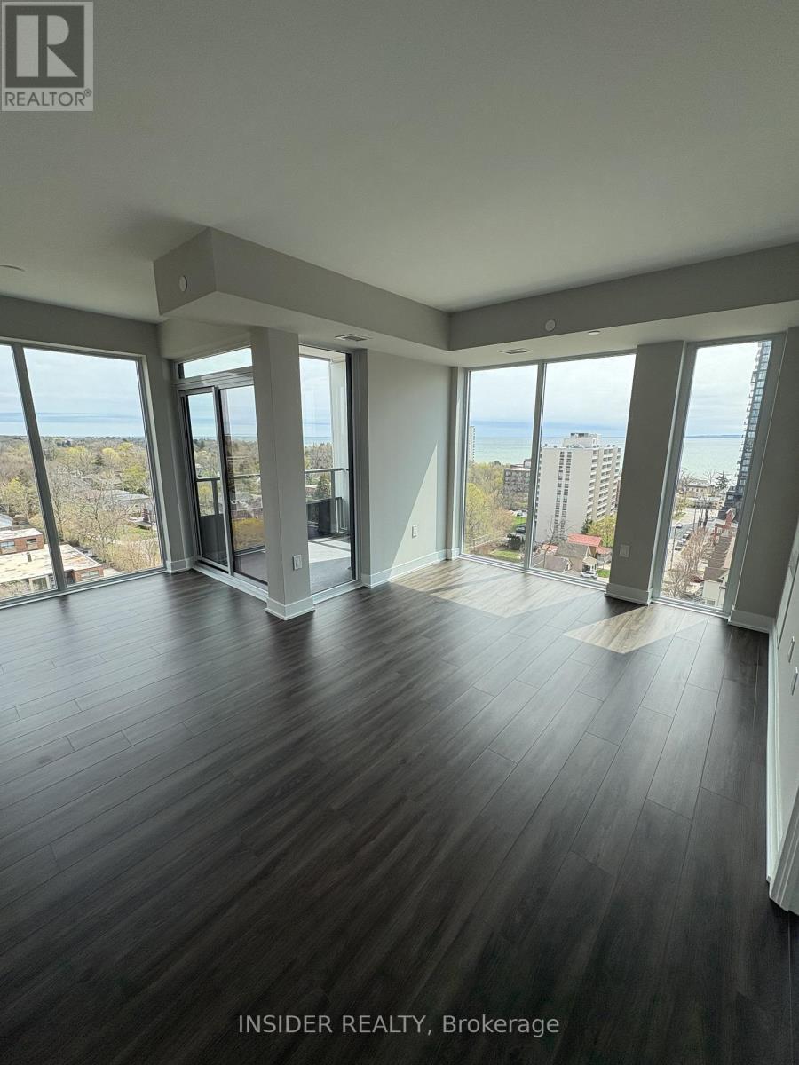 1105 - 2088 James Street, Burlington, Ontario  L7R 0H2 - Photo 3 - W13046994