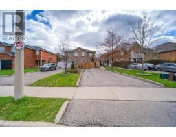 79 PRESSED BRICK DRIVE, Brampton, Ontario