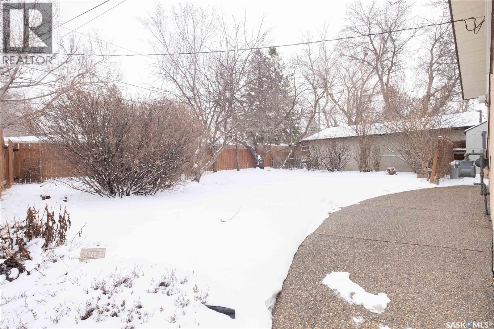 4515 Castle Road, Regina, Saskatchewan  S4S 4W6 - Photo 39 - SK033890