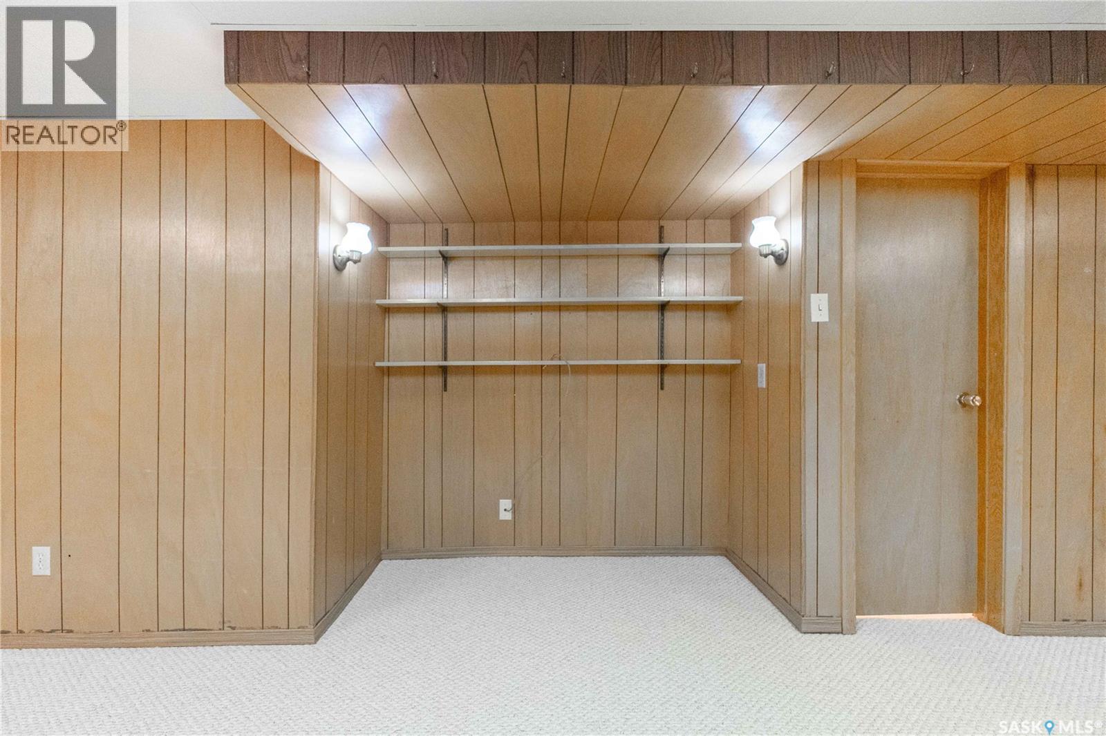 4515 Castle Road, Regina, Saskatchewan  S4S 4W6 - Photo 26 - SK033890