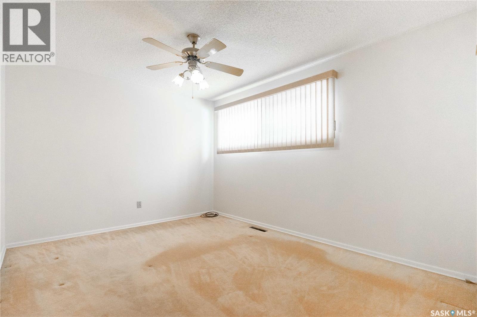 4515 Castle Road, Regina, Saskatchewan  S4S 4W6 - Photo 14 - SK033890