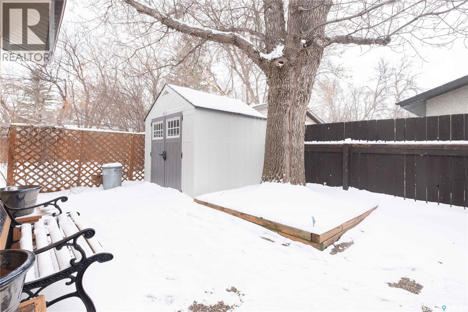 4515 Castle Road, Regina, Saskatchewan  S4S 4W6 - Photo 35 - SK033890