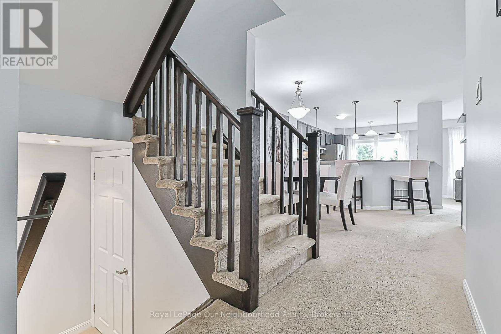 1882 Liatris Drive, Pickering, Ontario  L1X 0A4 - Photo 5 - E13047220