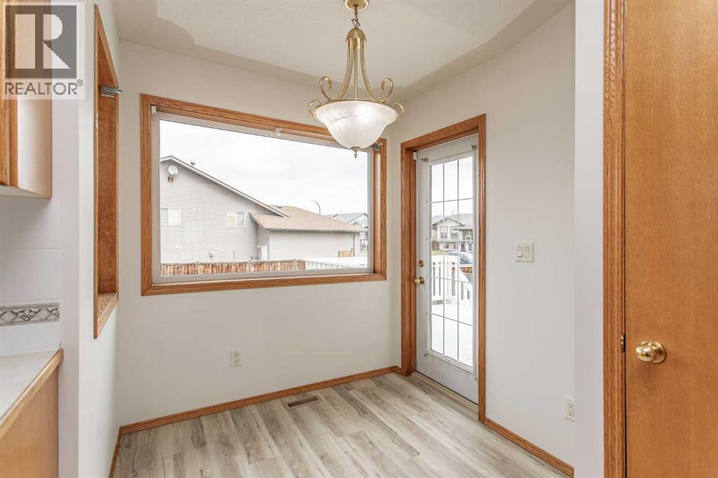 48 Duval Close, Red Deer, Alberta  T4R 2Y7 - Photo 12 - A2305282