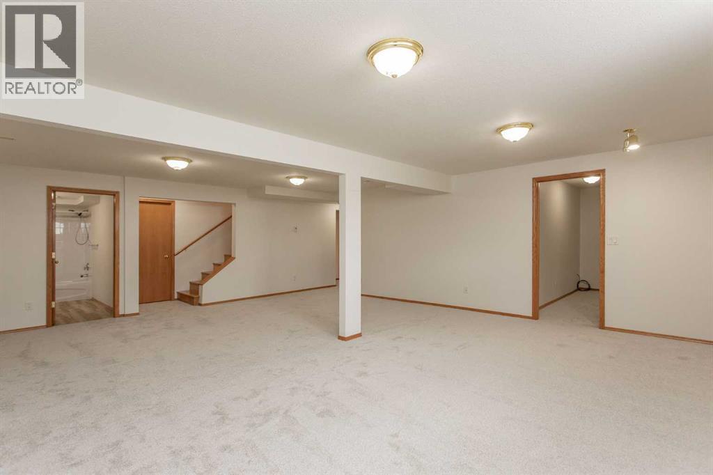 48 Duval Close, Red Deer, Alberta  T4R 2Y7 - Photo 25 - A2305282