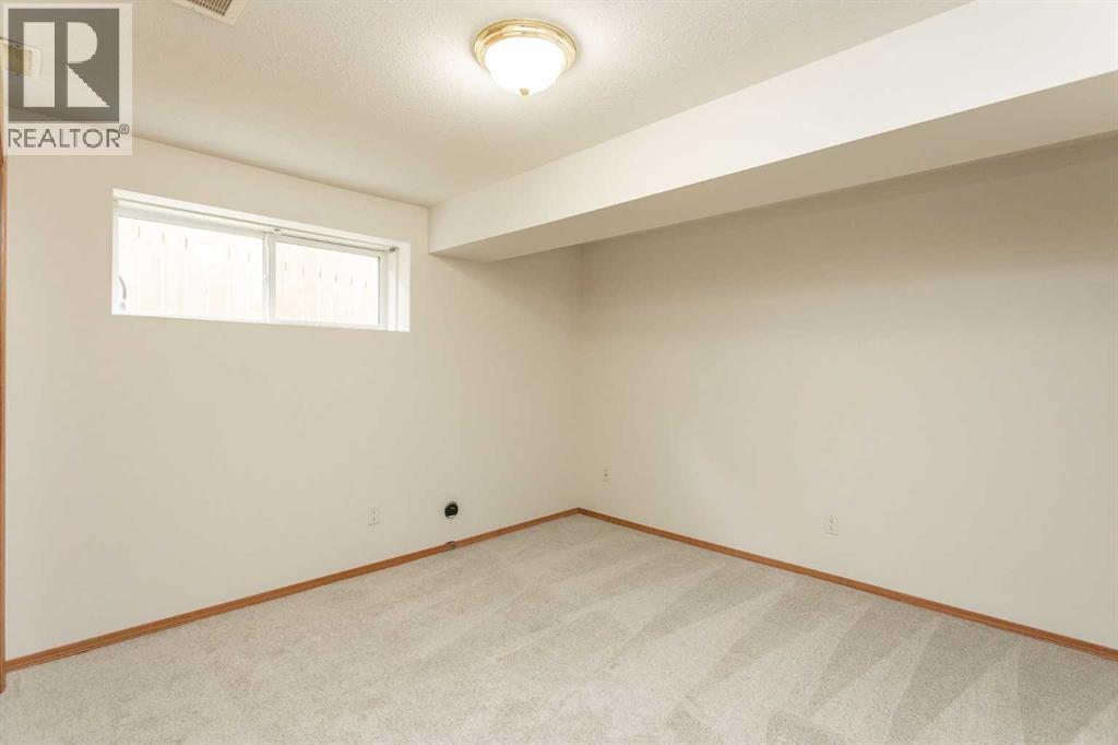 48 Duval Close, Red Deer, Alberta  T4R 2Y7 - Photo 28 - A2305282