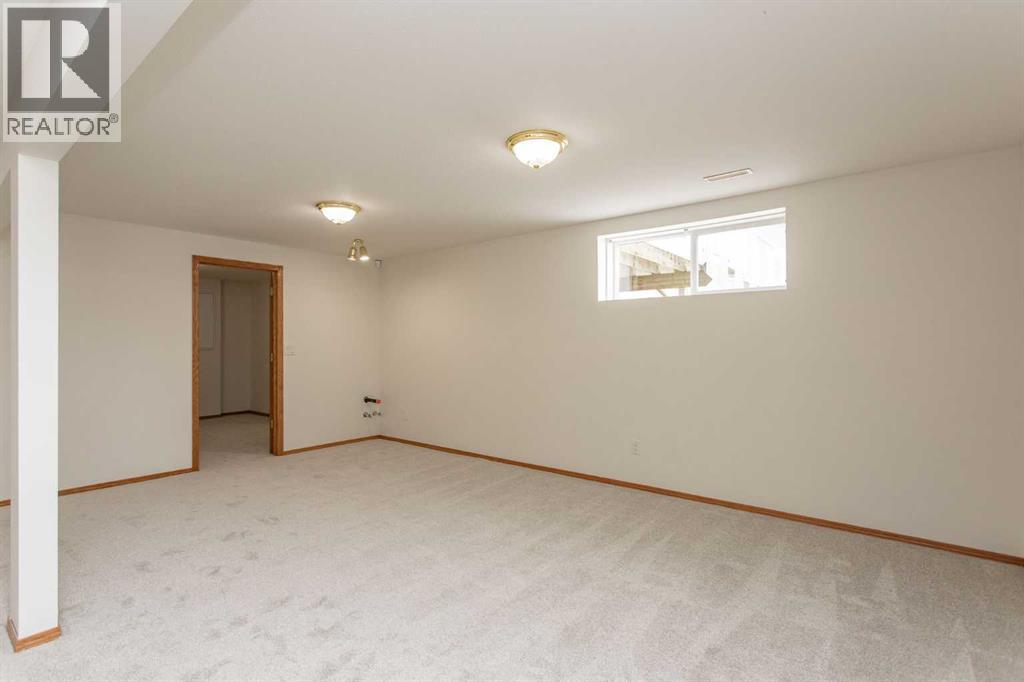 48 Duval Close, Red Deer, Alberta  T4R 2Y7 - Photo 24 - A2305282