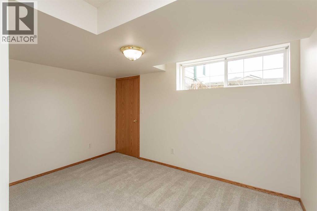48 Duval Close, Red Deer, Alberta  T4R 2Y7 - Photo 29 - A2305282