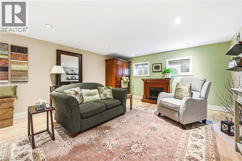 668 Chestnut Place, Burlington, Ontario  L7N 3E8 - Photo 23 - 40820722