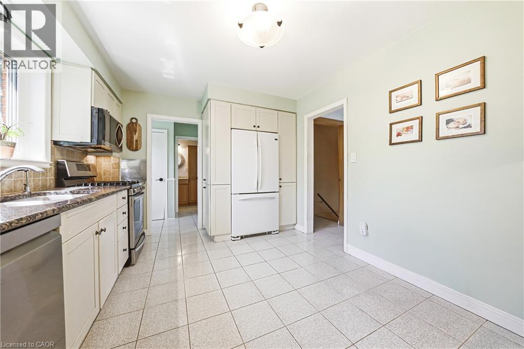 668 Chestnut Place, Burlington, Ontario  L7N 3E8 - Photo 11 - 40820722