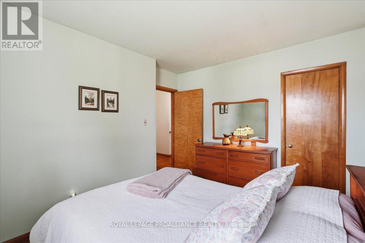 30 Lambert Drive, Belleville, Ontario  K8N 4K6 - Photo 18 - X13047322