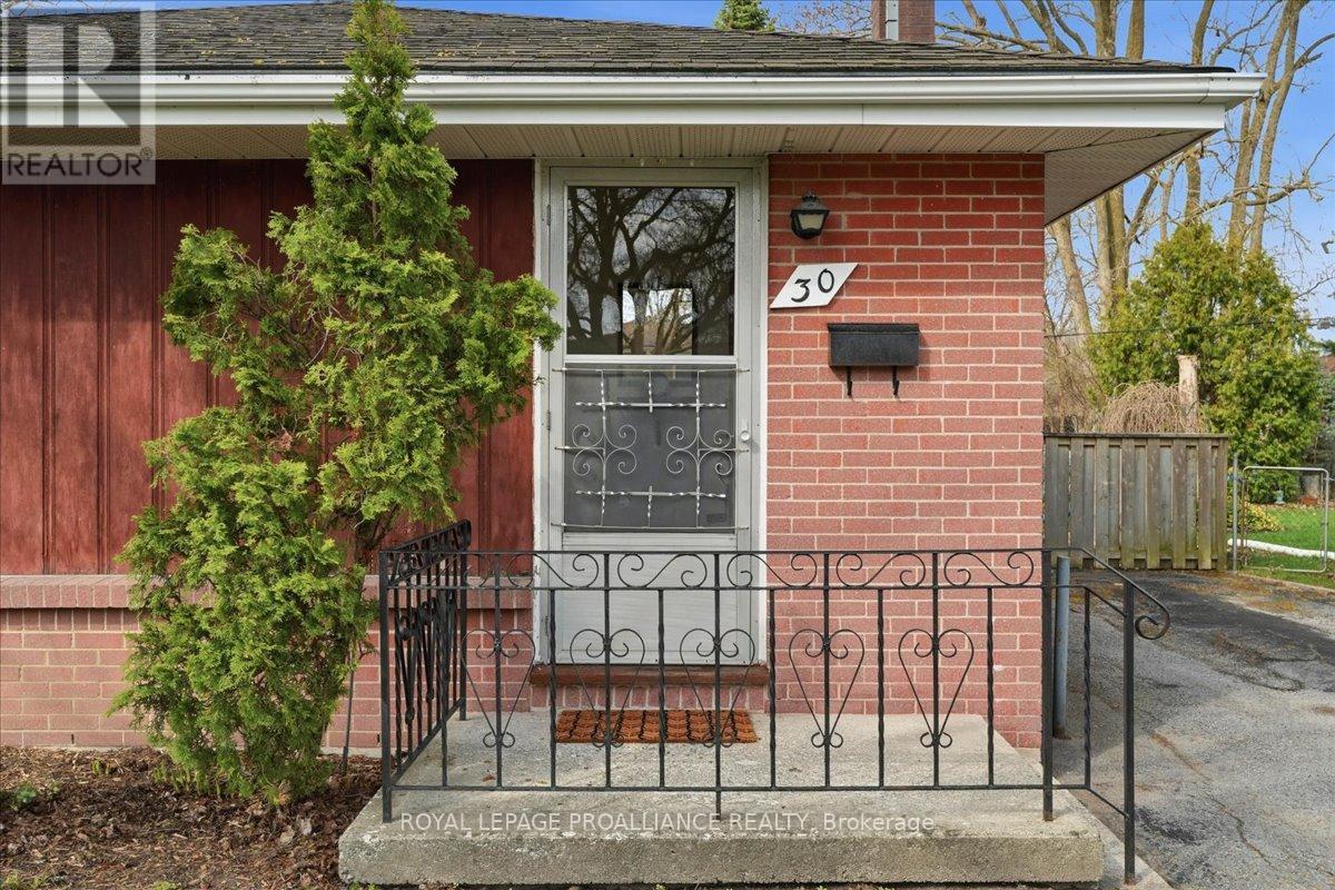 30 Lambert Drive, Belleville, Ontario  K8N 4K6 - Photo 4 - X13047322