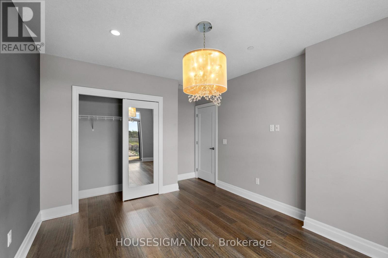 1302 - 240 Villagewalk Boulevard, London North, Ontario  N6G 0P6 - Photo 18 - X13047260