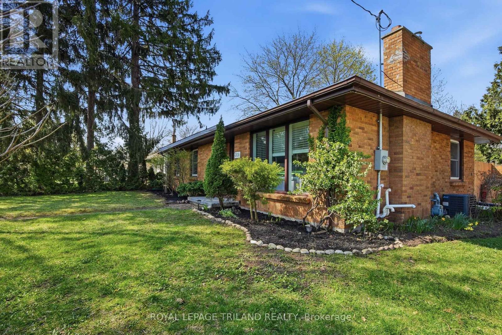 305 Stephen Street, London South, Ontario  N6K 2N2 - Photo 2 - X13047268